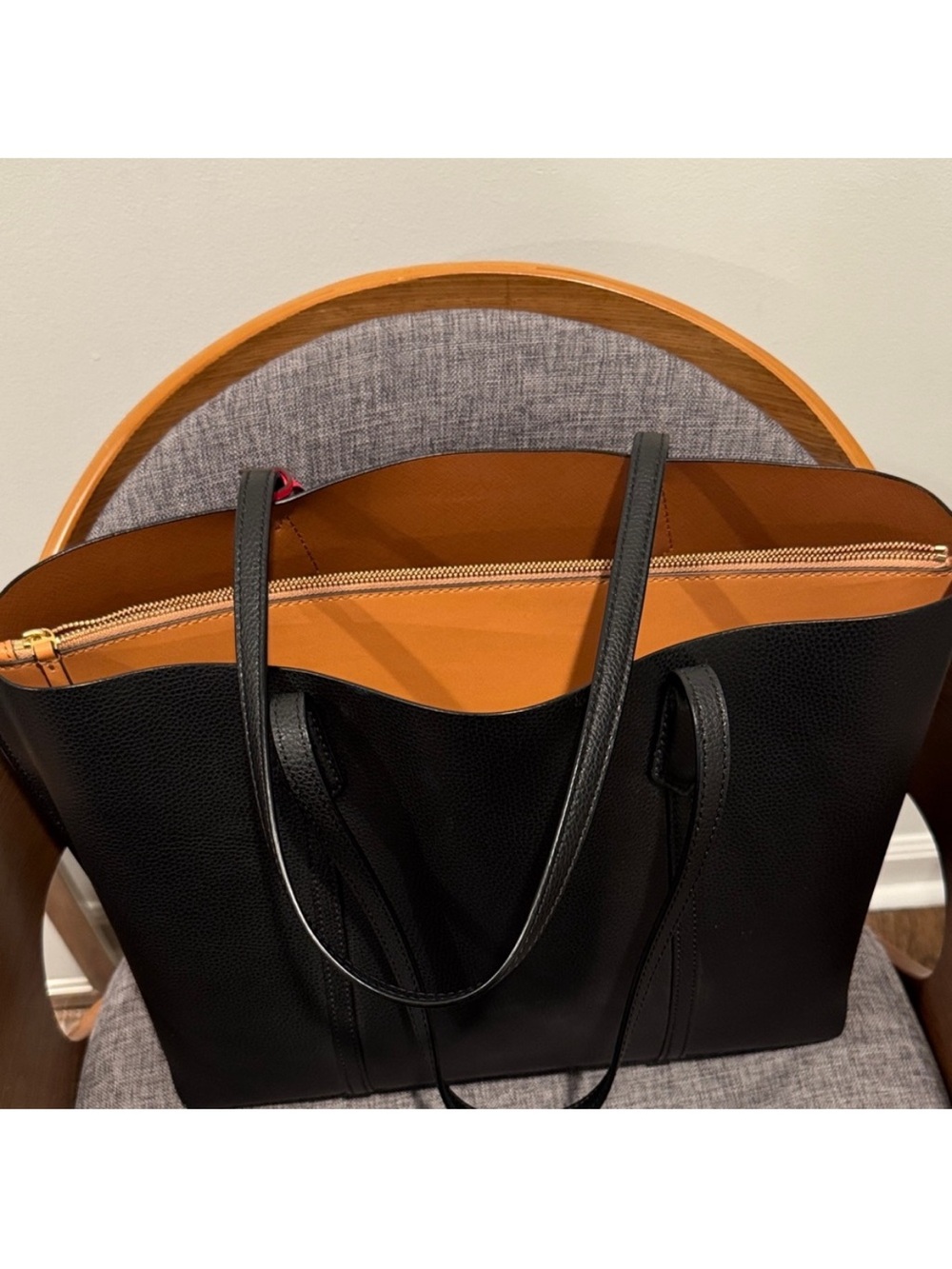 Tory Burch Black Leather Tote with Pink Tag Accent - Picture 3 of 4